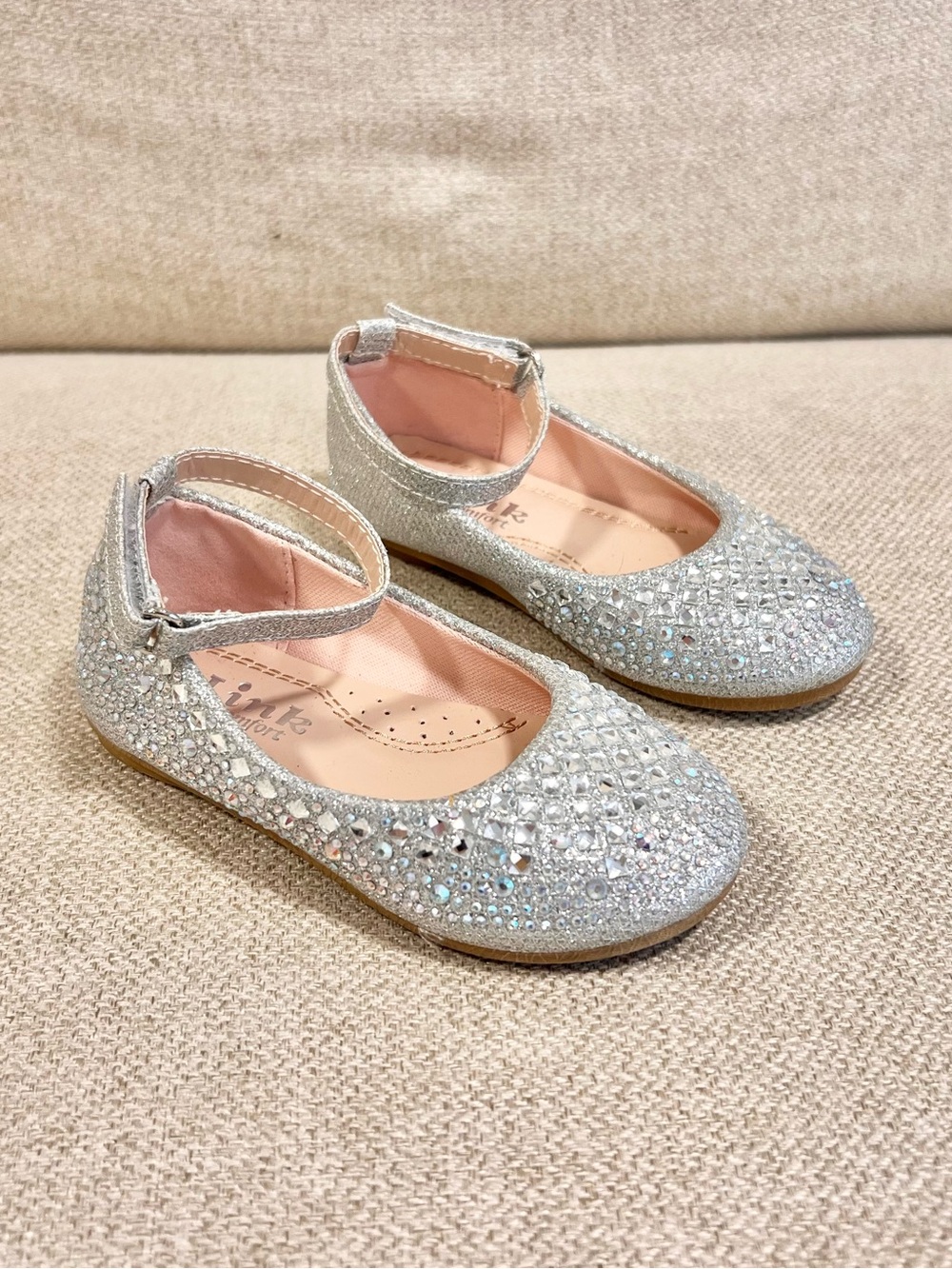 Toddler Size 6 Toddler Silver Rhinestone Mary-Jane Flat Sparkly Dress Shoes